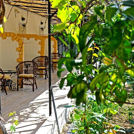 Villa Elena Studios Dasziá Kültér fotó